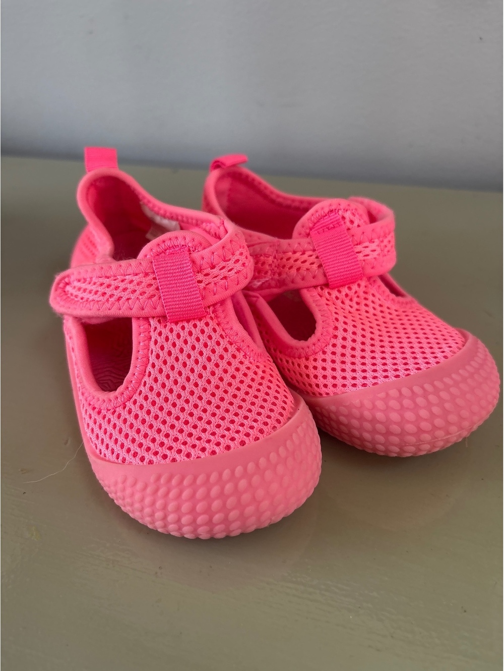 Cat and Jack Kids Pink Mesh Water beach pool Shoes Size 6 Infant Baby Girls